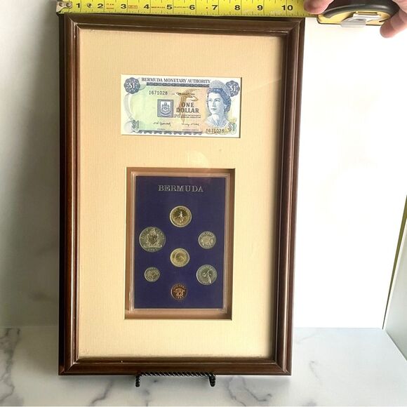 1983 Royal Mint Proof Set Bermuda Coins & Currency, Framed - Picture 8 of 9